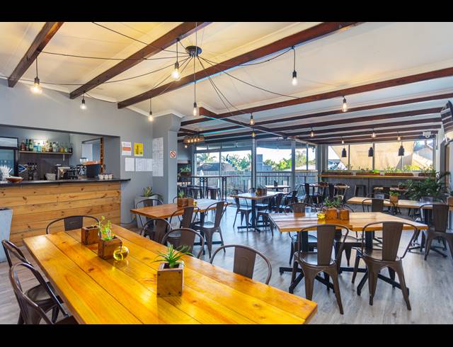 1,600M² GUESTHOUSE FOR SALE IN PANORAMA